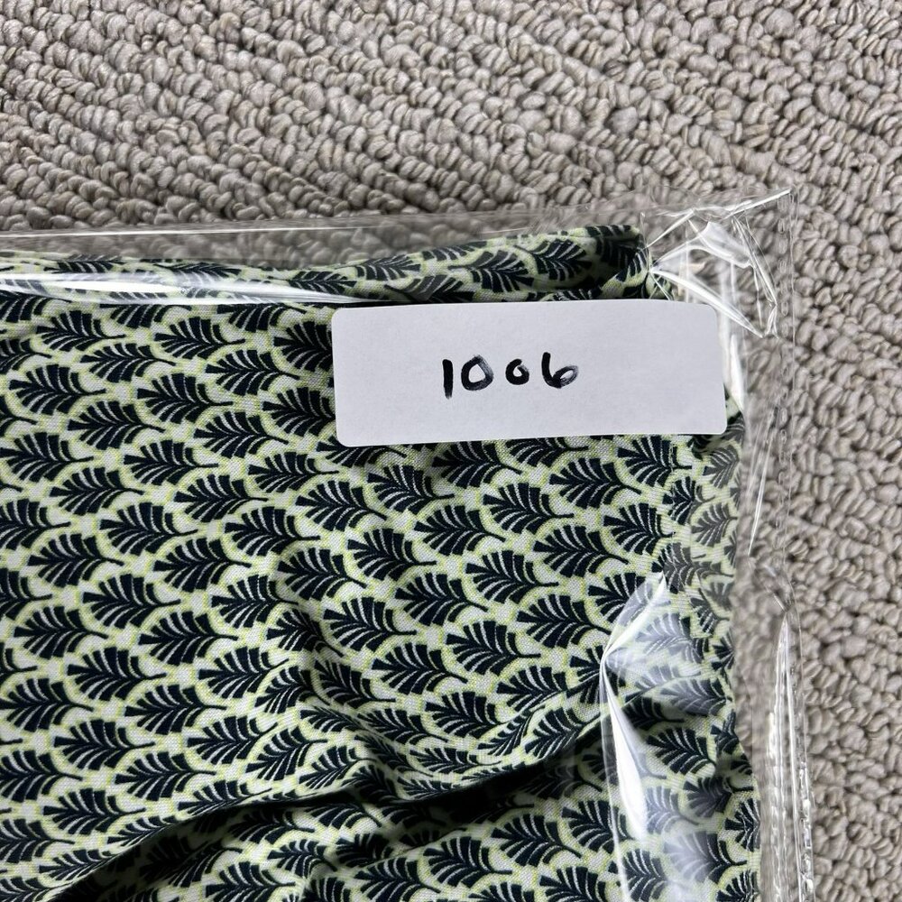 Stone Rose Tree Pattern Button Up Short Sleeve Sh… - image 7